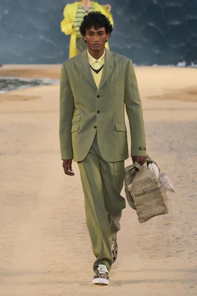 Look 31